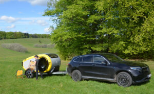 Mercedes EQC 400 med Mink-s Outdoorcamper